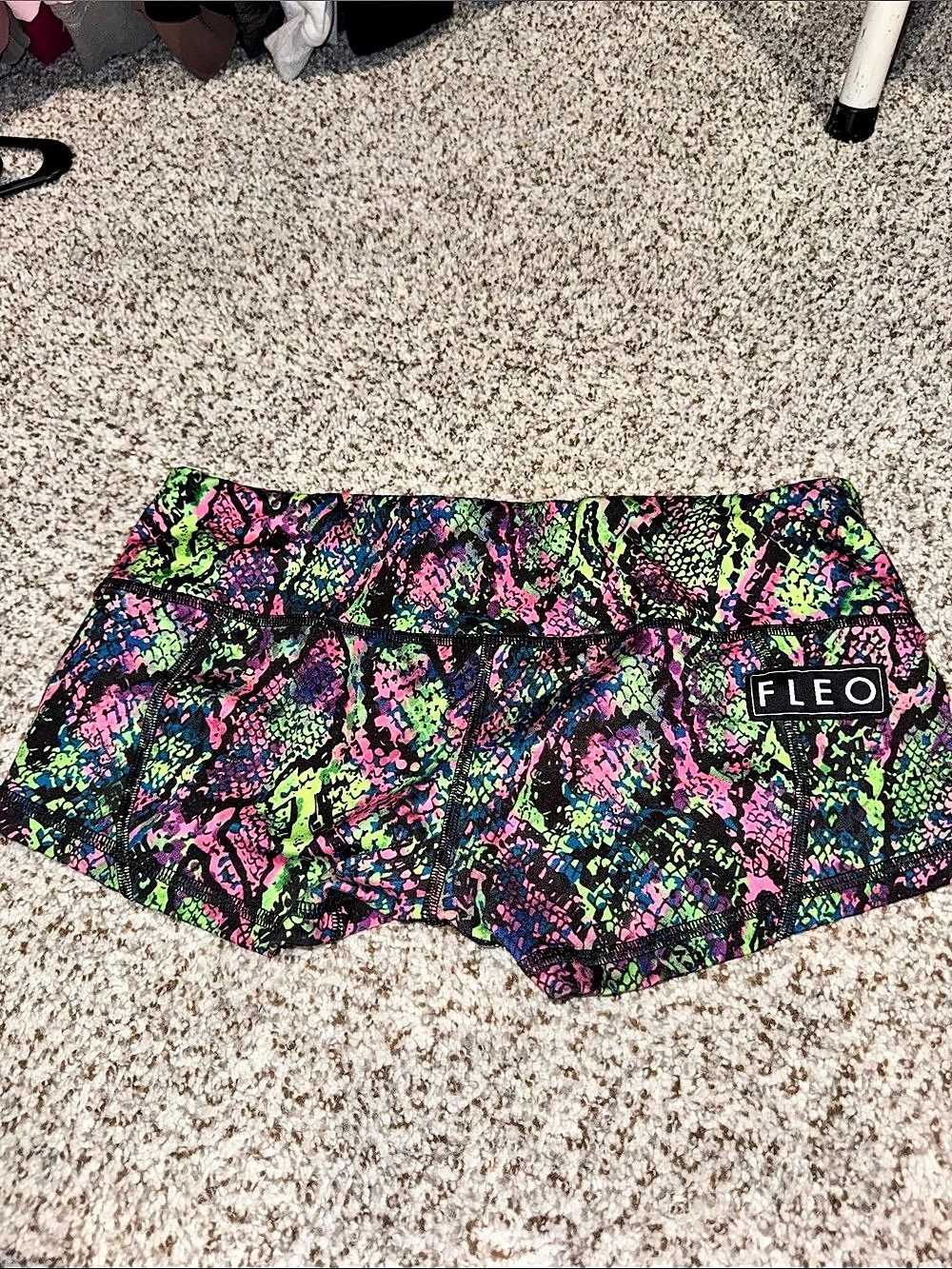 Fleo Women's Abstract Athletic Shorts Black & Pink Size Medium